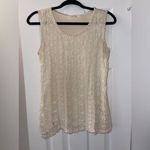 Cute solitaire crochet top perfect for fall or summer